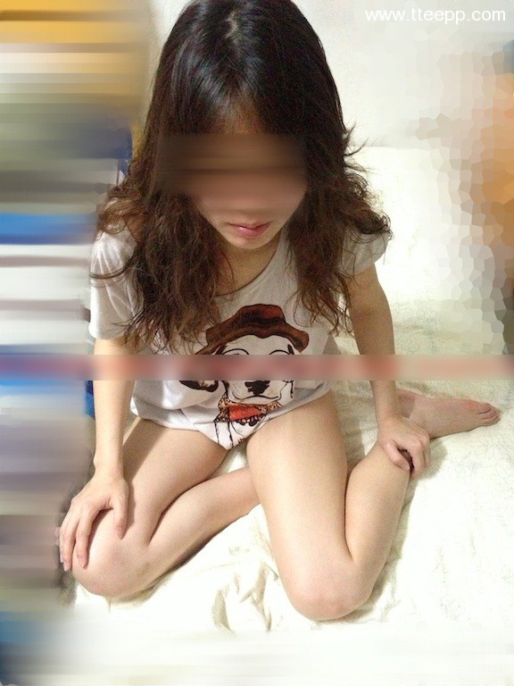 90后女友性感俏皮白嫩皮肤13P