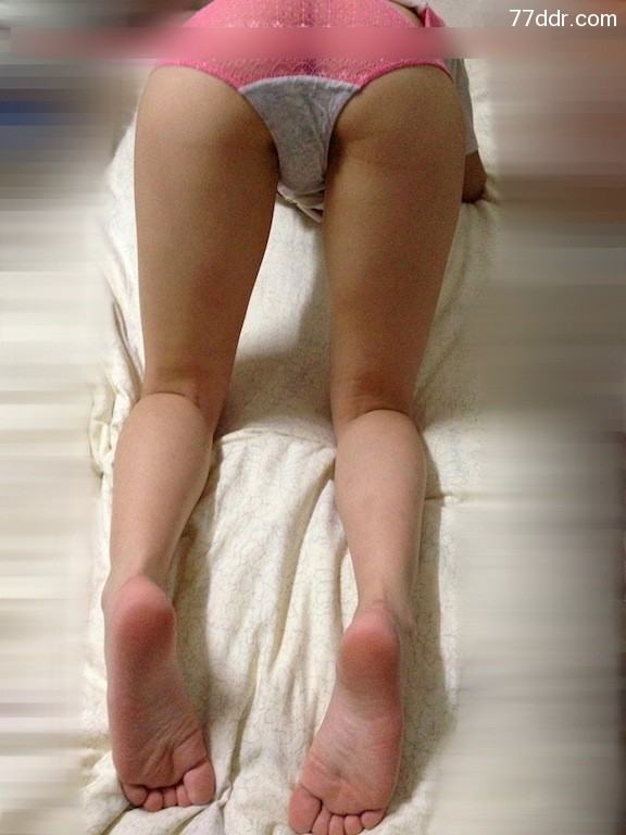 90后女友性感俏皮白嫩皮肤13P