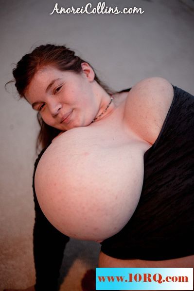 我想死在她的乳沟里