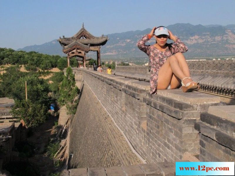 长腿妈妈旅游照照[10P]&nbsp;&nbsp;