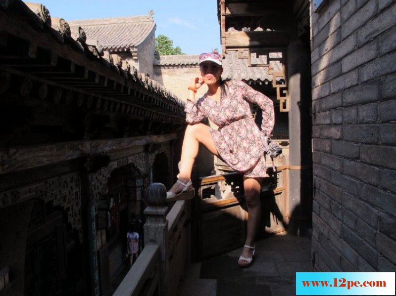 长腿妈妈旅游照照[10P]&nbsp;&nbsp;