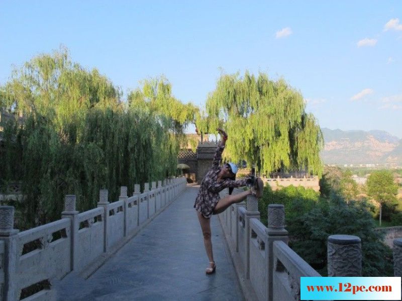 长腿妈妈旅游照照[10P]&nbsp;&nbsp;
