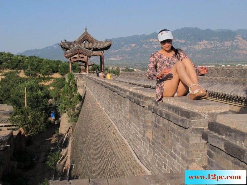 长腿妈妈旅游照照[10P]&nbsp;&nbsp;