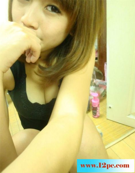 长相甜美的大学新生[28P]&nbsp;&nbsp;