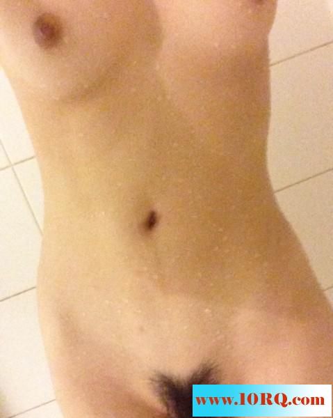风骚妹子浴室掰穴自拍[18P]&nbsp;&nbsp;