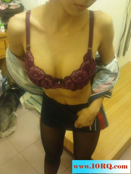 风骚女友家里诱惑自拍[17P]&nbsp;&nbsp;