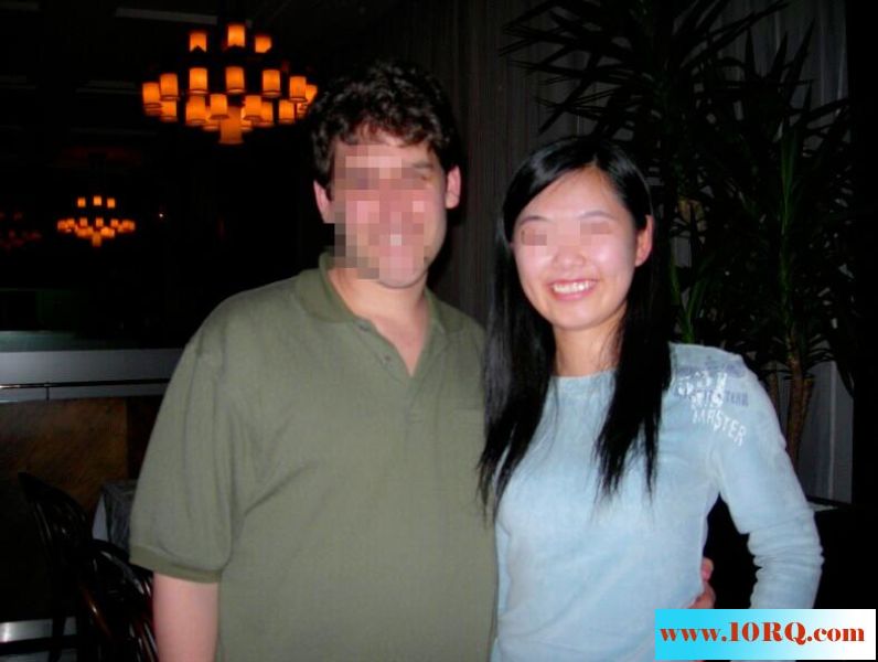 风骚人妻从上学开始到变成熟女的各种照片，淫