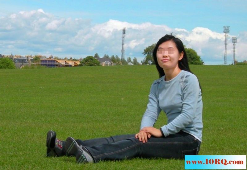 风骚人妻从上学开始到变成熟女的各种照片，淫
