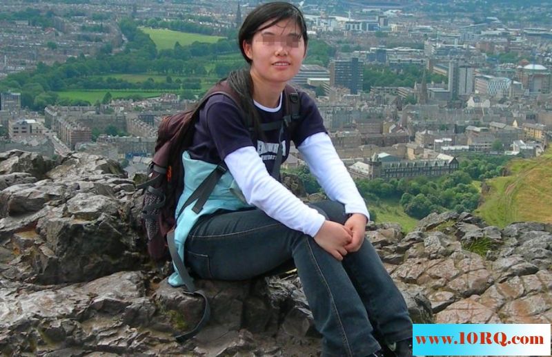 风骚人妻从上学开始到变成熟女的各种照片，淫