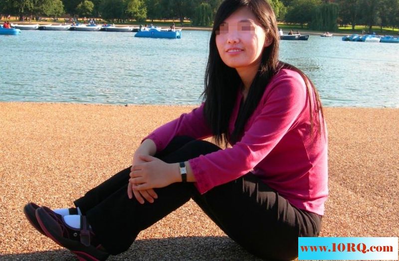 风骚人妻从上学开始到变成熟女的各种照片，淫