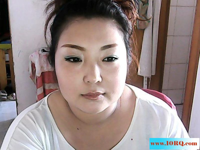 风骚熟女[21P]&nbsp;&nbsp;
