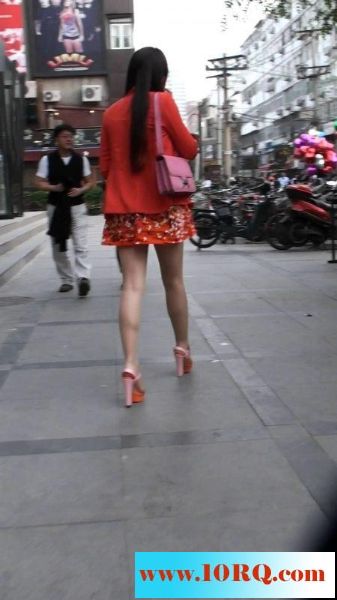 高跟美腿碎花裙[12P]&nbsp;&nbsp;
