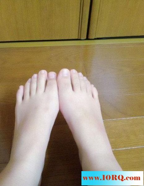 高中白富美鏡前裸拍騷勁超越少婦[16P]&nbsp;&nbsp