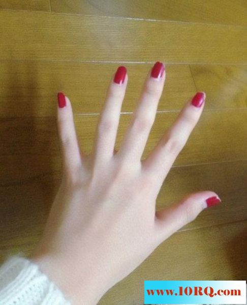 高中白富美鏡前裸拍騷勁超越少婦[16P]&nbsp;&nbsp