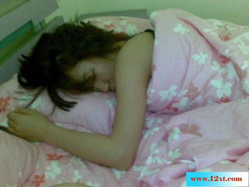 上司的老婆被我操得眼神迷离！[10P]&nbsp;&nbsp;