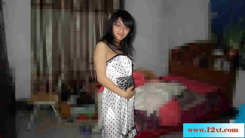 约了个戴眼镜的小骚货[32P]&nbsp;&nbsp;