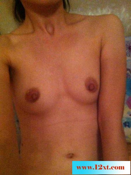 在家刮毛给我看的少妇[14P]&nbsp;&nbsp;
