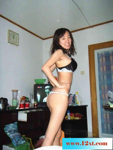 曾经在大学那个爱笑的女孩-现在在谁的床上-[1