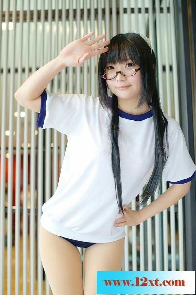 这里只有腿，不漏点