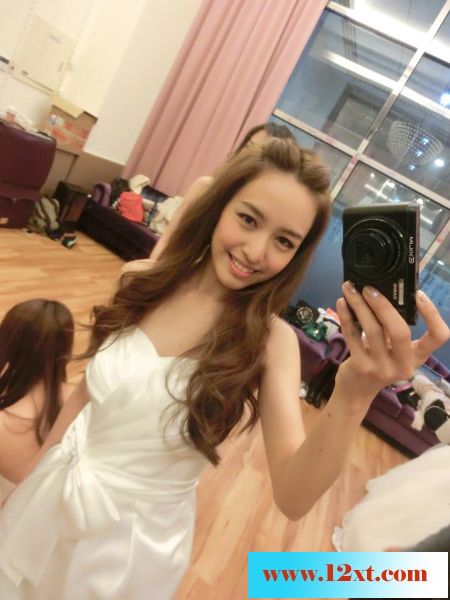 知道你们爱看这种！超火爆台湾正妹江小辣[22P
