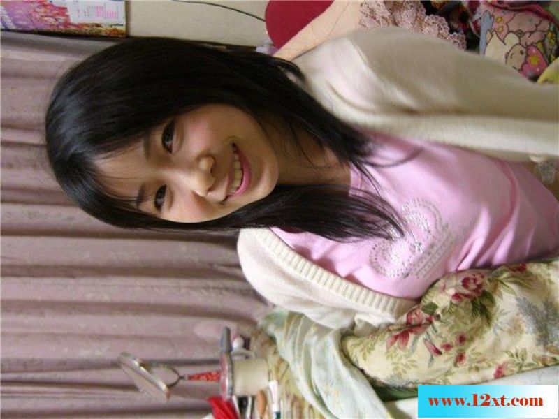中学清纯学生妹做爱自拍[17P]&nbsp;&nbsp;