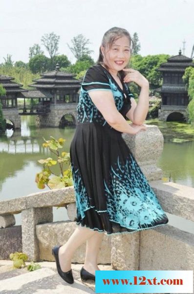 中国本土四十路五十路六十路熟女秀系列之10：丰