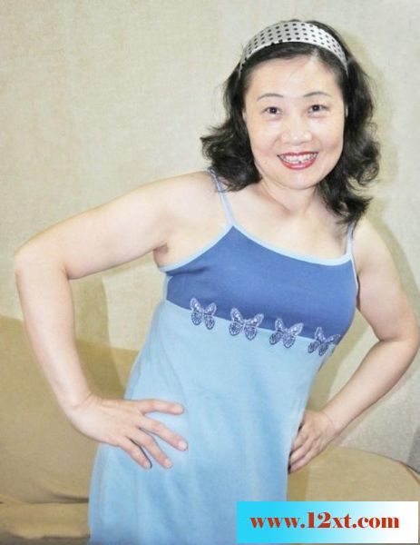 中国本土四十路五十路六十路熟女秀系列之10：丰