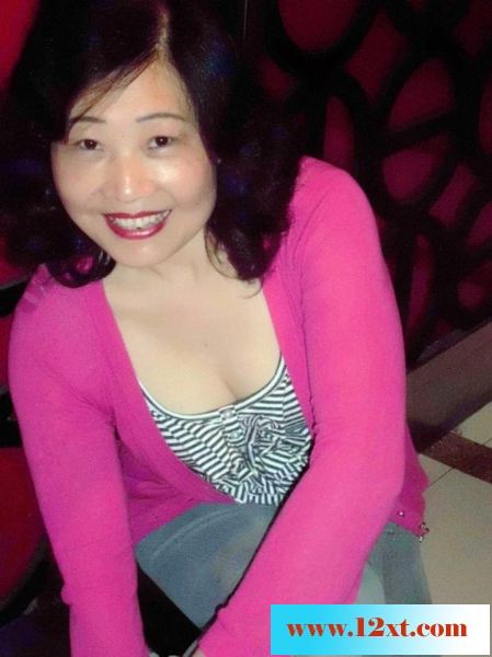 中国本土四十路五十路六十路熟女秀系列之10：丰