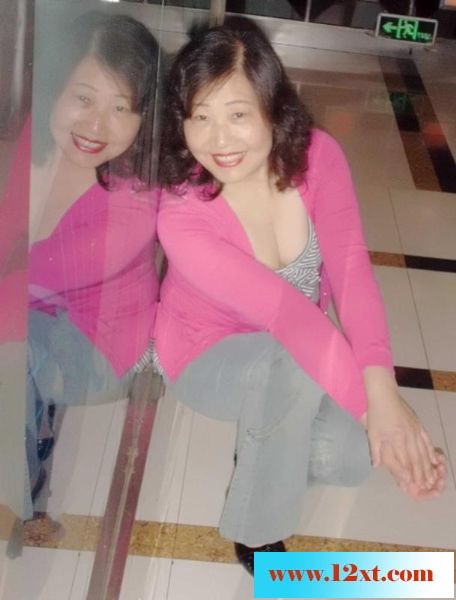 中国本土四十路五十路六十路熟女秀系列之10：丰