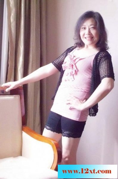 中国本土四十路五十路六十路熟女秀系列之10：丰