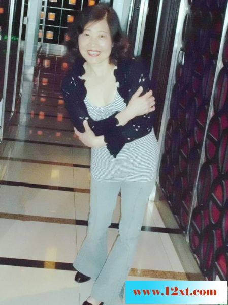 中国本土四十路五十路六十路熟女秀系列之10：丰