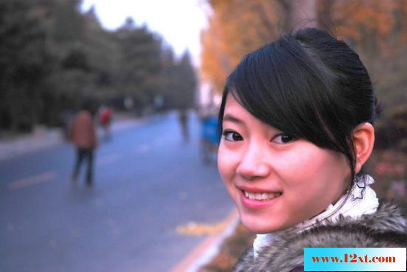 重庆风帆艺校漂亮MM自拍流出，据说被包养过[1