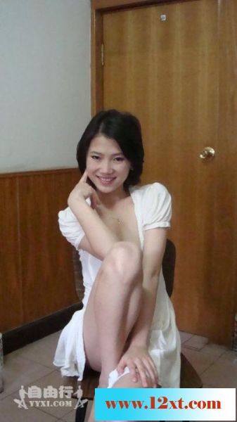 重庆风帆艺校漂亮MM自拍流出，据说被包养过[1