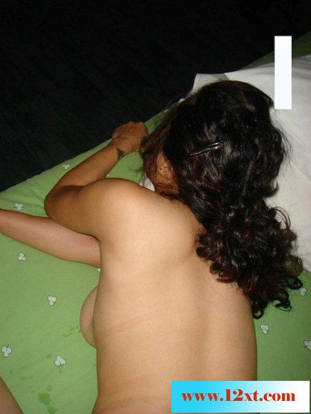 最爽的事就是干了别人的老婆，最好是内射[16P
