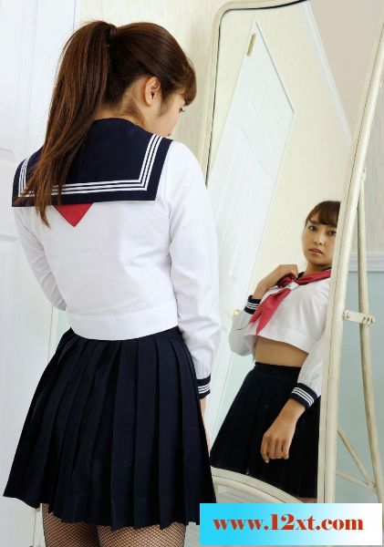 欣赏熟女装嫩学妹加网袜(35P)