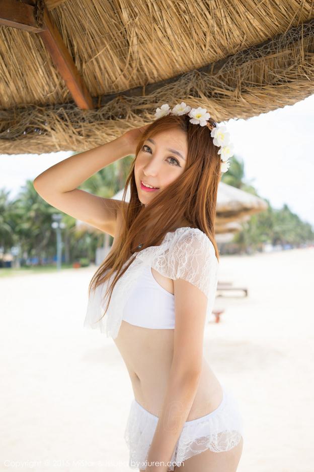 诱惑纯白小花性感尤物【11P】