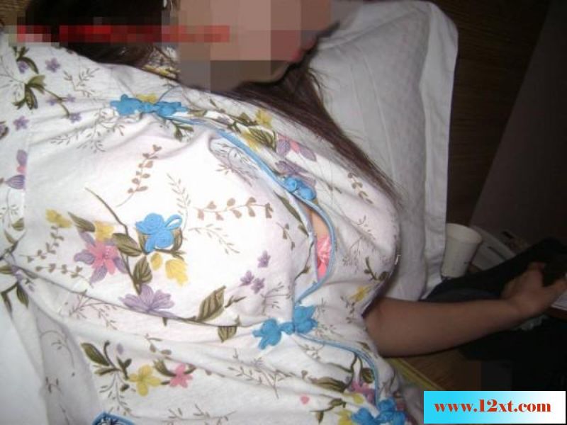 &nbsp;气质少妇情人穿上旗袍给我口交[17P]&nbsp;&n