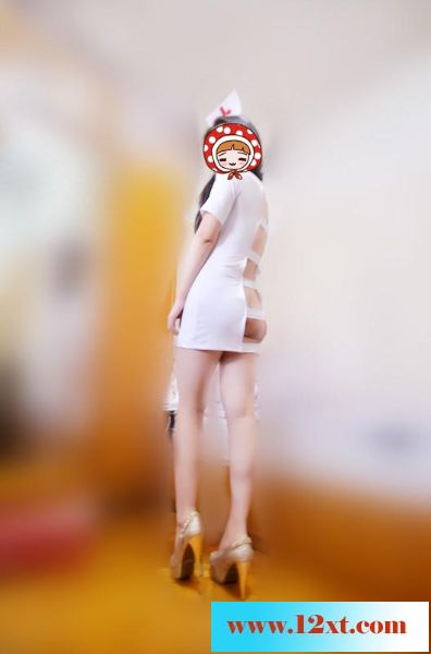 &nbsp;骚女友的口交换装秀[32P]&nbsp;&nbsp;