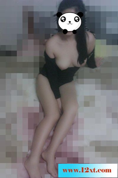 &nbsp;这百块钱一炮的小姐真的很不错身材苗条技