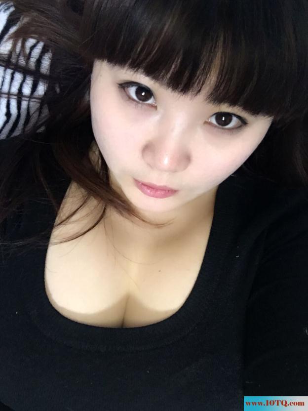 看女朋友的胸器［11P］