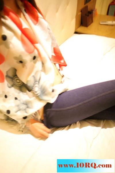美女那性感长腿翘臀诱惑【15P】