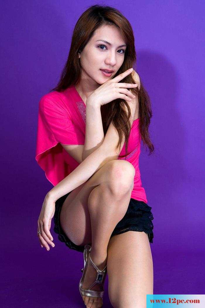 美女这超薄白嫩肉丝腿真美【11P】