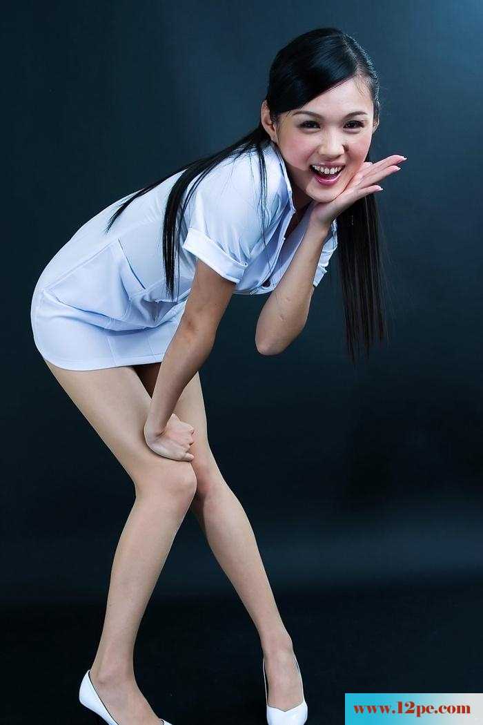 美女这身材如此苗条妖娆性感【15P】