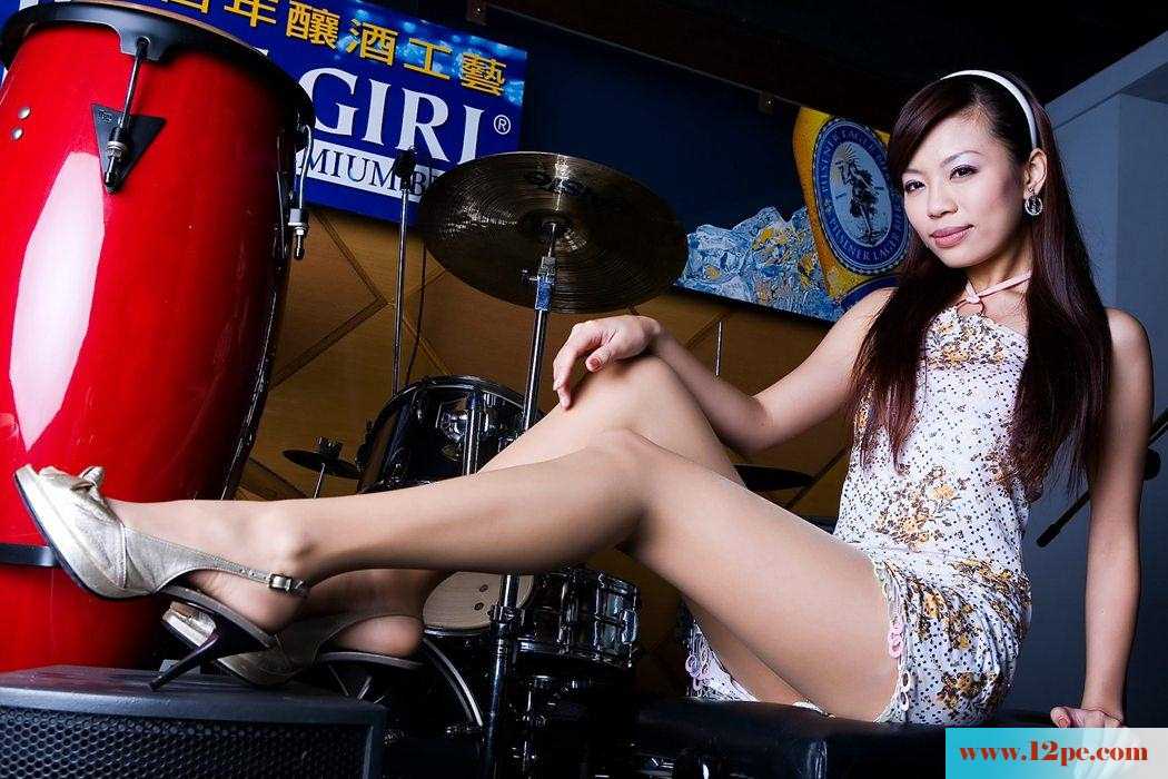 魔鬼身材腿模性感肉丝腿迷人心魂【11P】