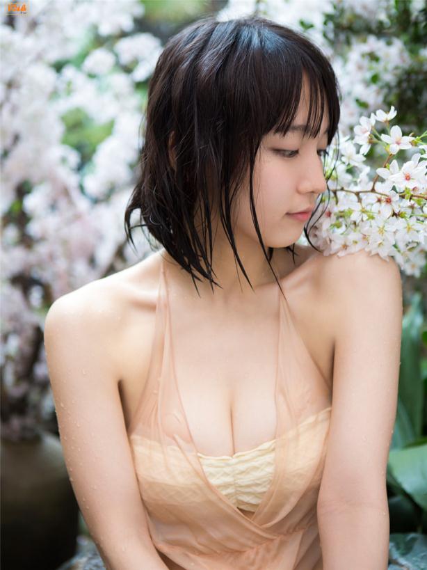 春季泡温泉中的湿身美妞【14P】