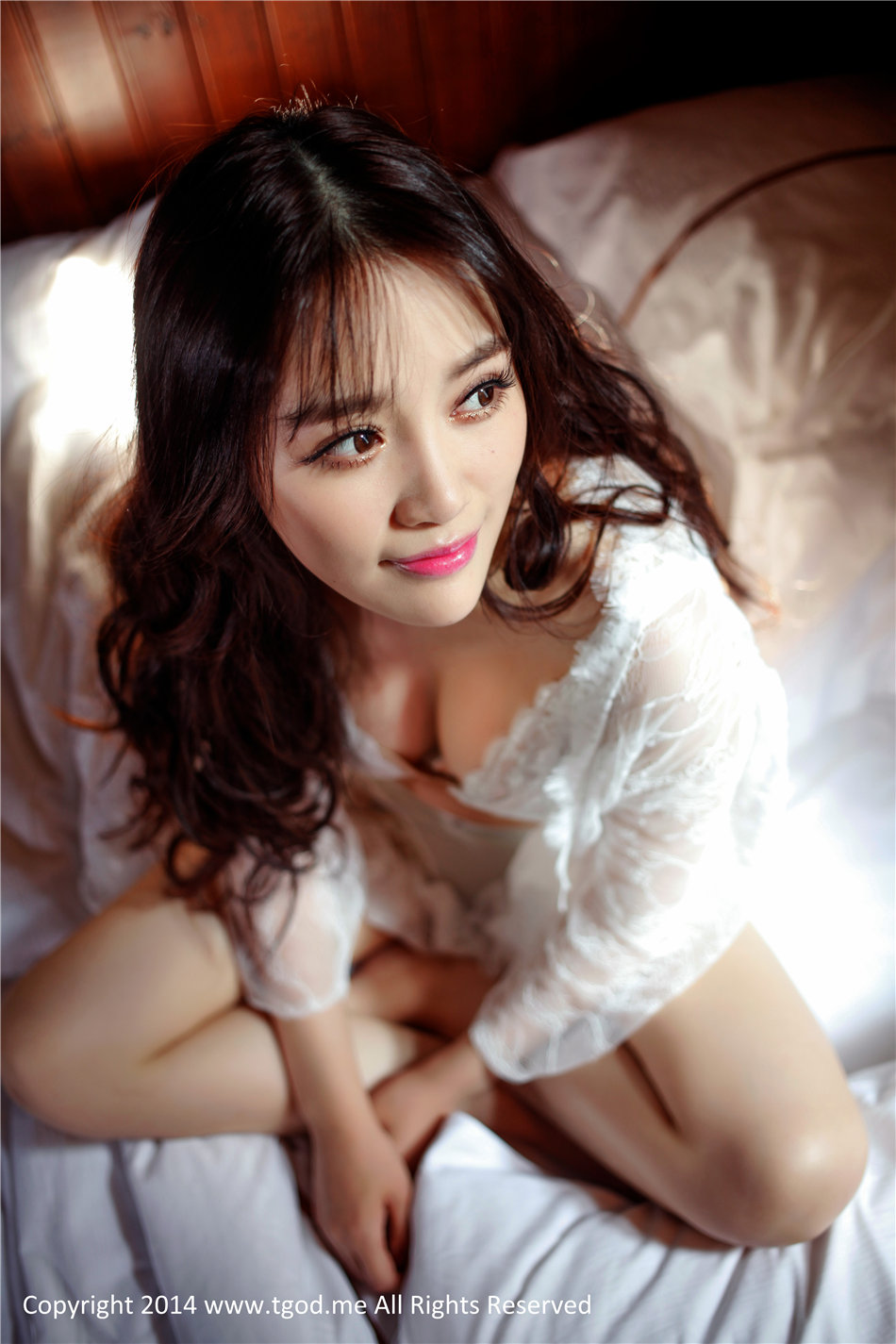 粉唇极品美女蕾丝魅惑【13P】