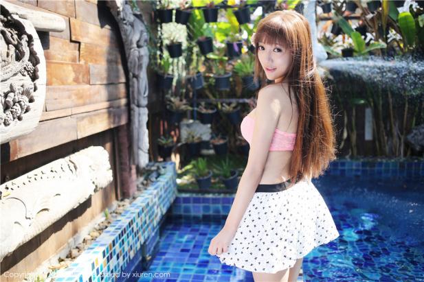 粉馨美女温泉休闲【11P】