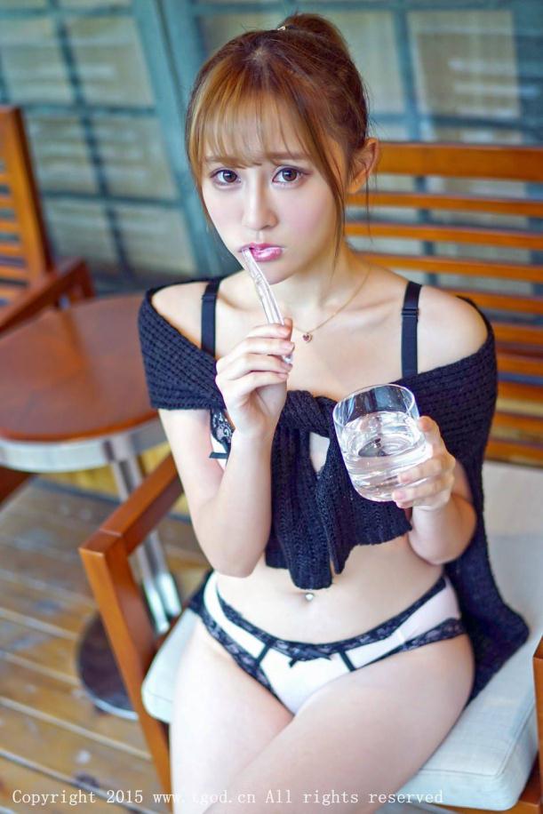 刚起床带的小呆清纯可人妹妹【15P】