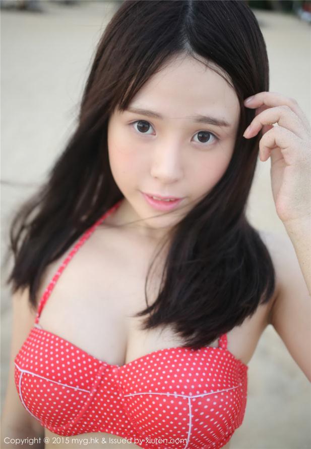 海滩丰臀嫩模妹妹艾莉【11P】