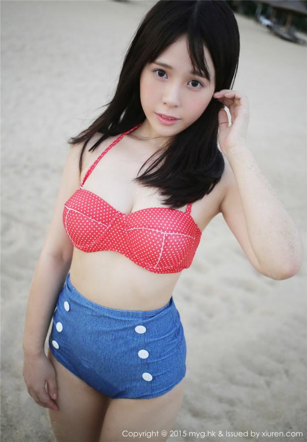 海滩丰臀嫩模妹妹艾莉【11P】